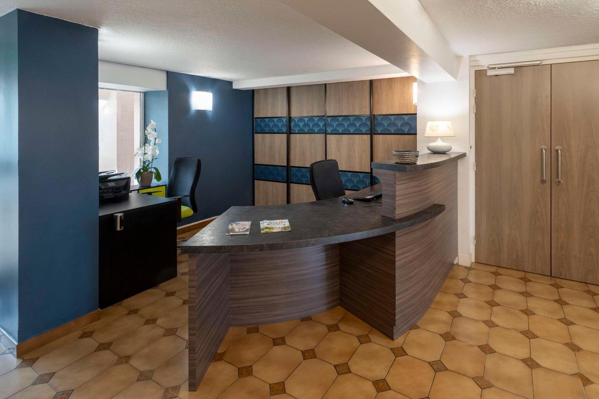 Sure Hotel By Best Western Saintes Buitenkant foto